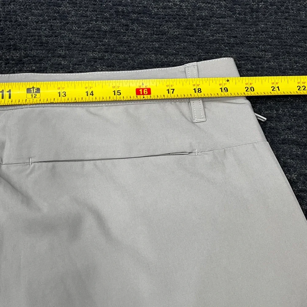 Fabletics The Only Short Mens XL Light Grey 4-Way Stretch Water Resistant New‎